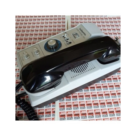 Ricetrasmettitore Lafayette com - phone 23A, usato vintage, introvabile, in ottime condizioni estetiche ed elettriche.