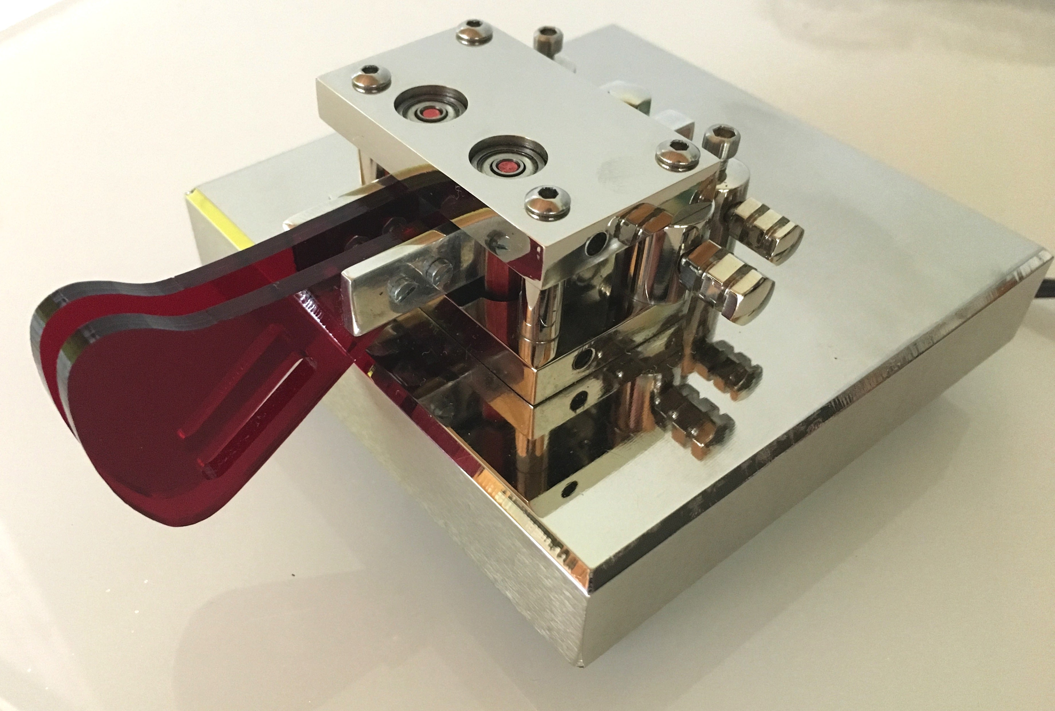 Paddle magnetico di costruzione artigianale ungherese