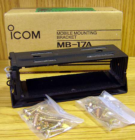 iCOM MB-17A Staffa di montaggio mobile